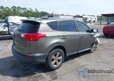 2015 Toyota Rav4 Xle z USA, uszkodzony, nr VIN JTMWFREVXFD066848
